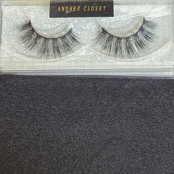 Lash strips - Picture 4 of 8